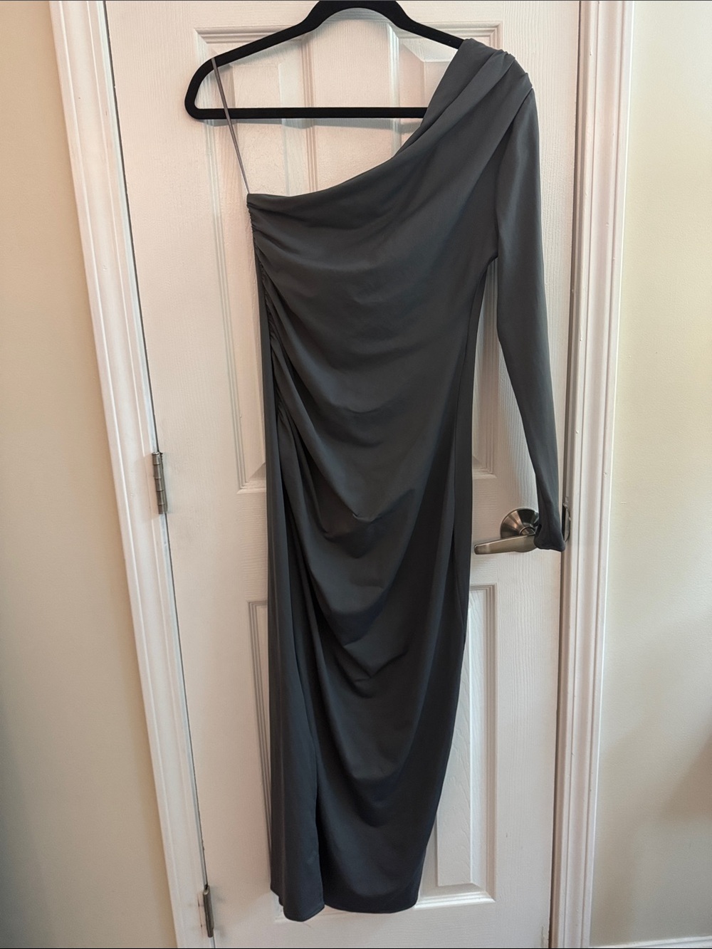 ZARA Ruched Draped One Shoulder Gray Maxi Dress Size Large - Picture 3 of 6
